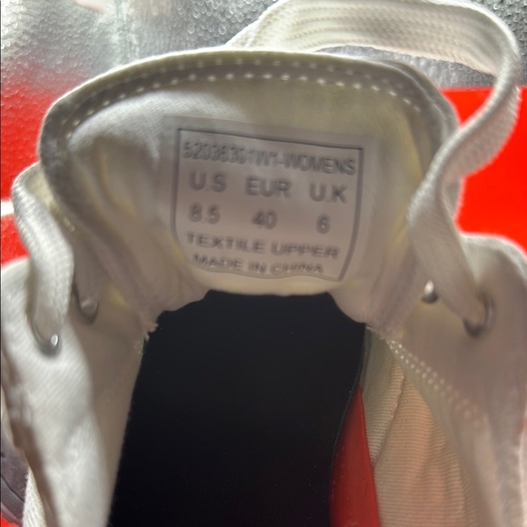 Levi's White Classic Athletic Sneakers - Picture 9 of 9